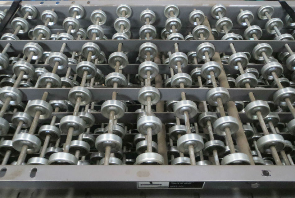 B2119 | Skate Wheel 1-15/16" x 5/8" on Conveyor Side